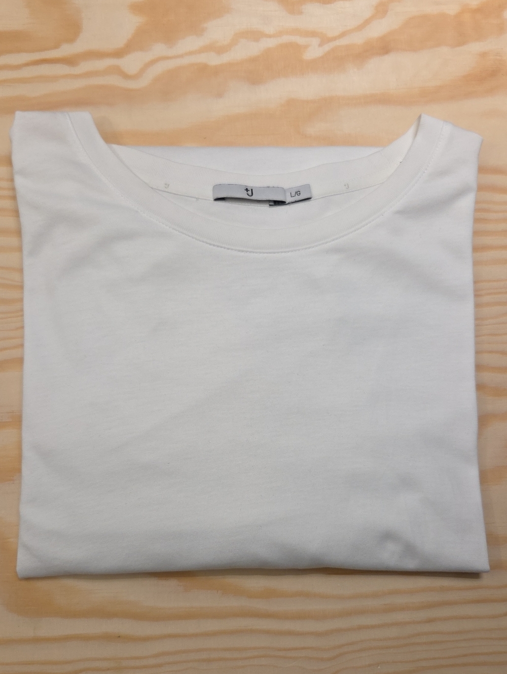 Uniqlo +J White Supima Cotton Men's T-Shirt (Large)